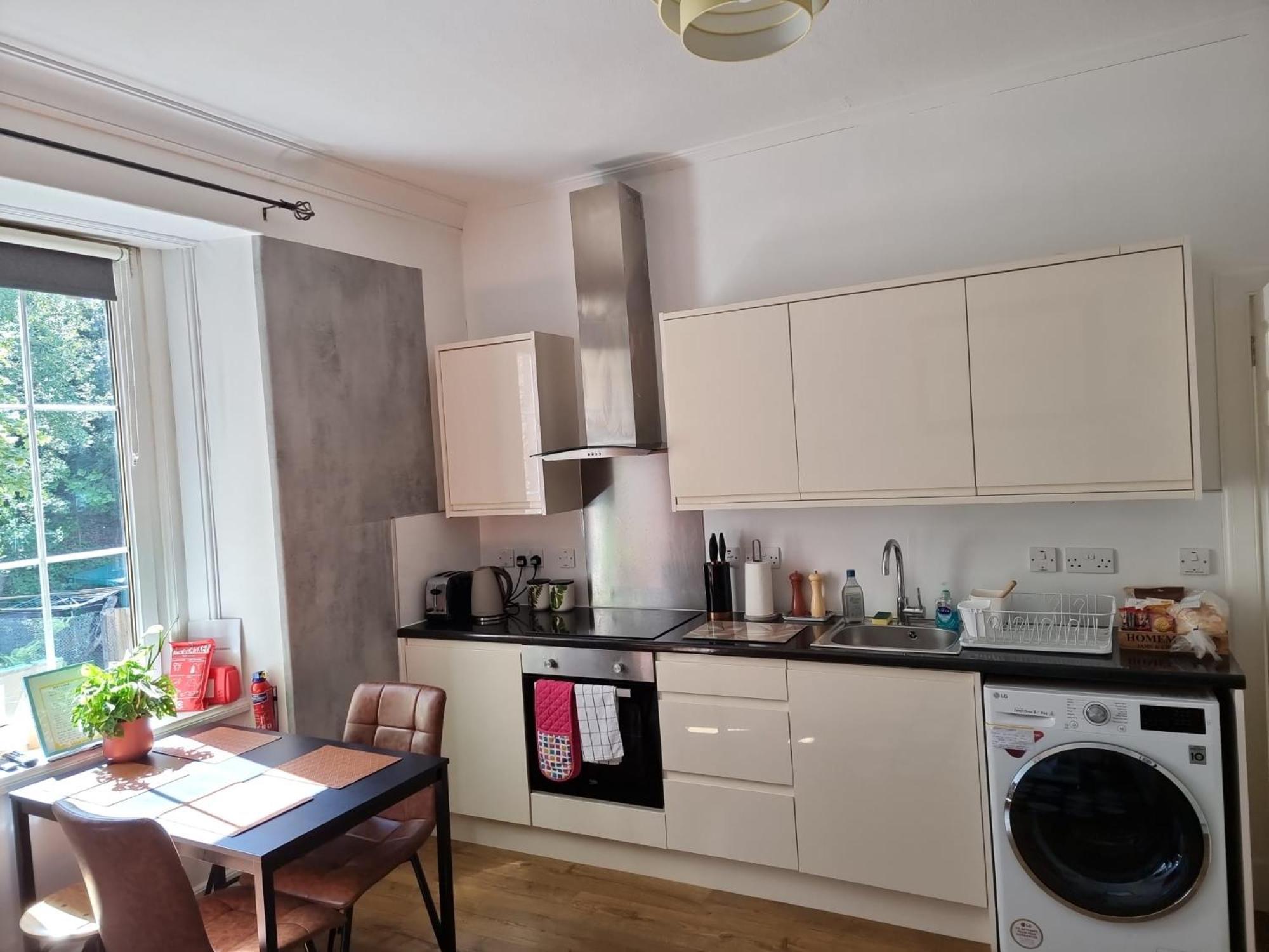 Charming Victorian Apartment, Close To Centre Inverness Kültér fotó